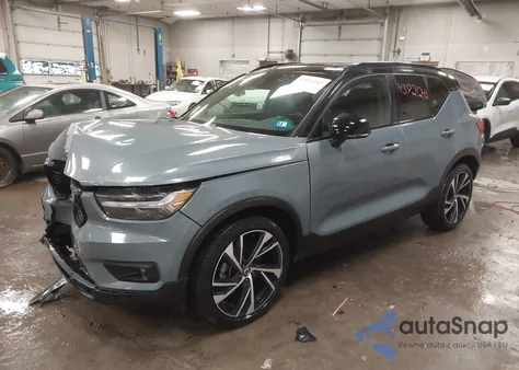 2020 Volvo Xc40 T5 R-Design from USA, damaged, VIN YV4162UM7L2183978